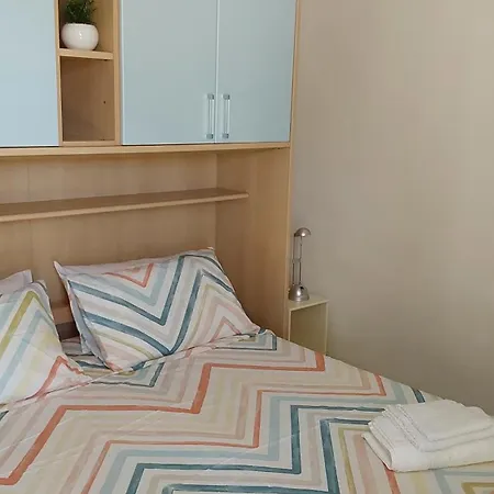 شقة Giuel